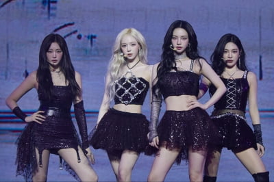 [종합] 에스파 콘서트, 넘치는 볼거리…청하·혜리 댄스 챌린지→자작곡 솔로 무대