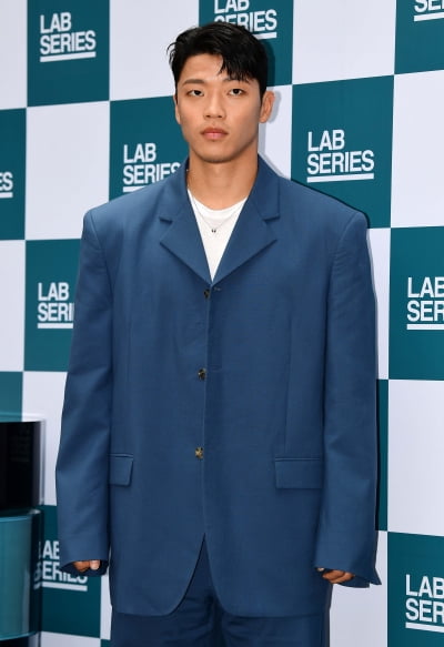 황희찬, 포토타임은 시크하게[TEN포토]