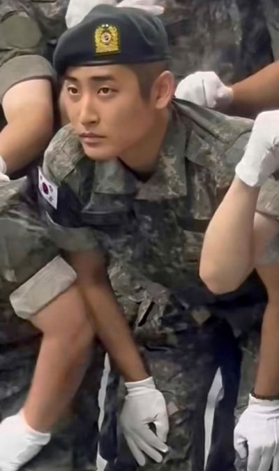 「軍服務」パク・ジェジョン、韓国のシクミ「修了」