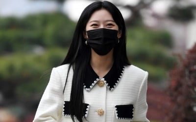 '음주운전' 김새론, 배우 은퇴하려나…카페 매니저 취업했다[TEN이슈]
