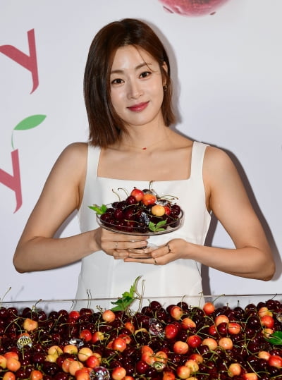 강소라, 체리 드시고 건강챙기세요[TEN포토]