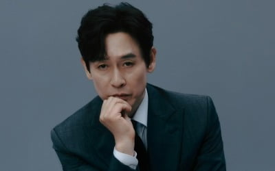 "저 새끼 뭐지"…설경구, 선배 연기보고 '비속어' 나온 이유 ('돌풍')[인터뷰②]