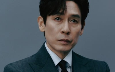 설경구, 데뷔 32년차에도 슬럼프 여전…"보여줄 게 없어 힘들어" ('돌풍') [TEN인터뷰]