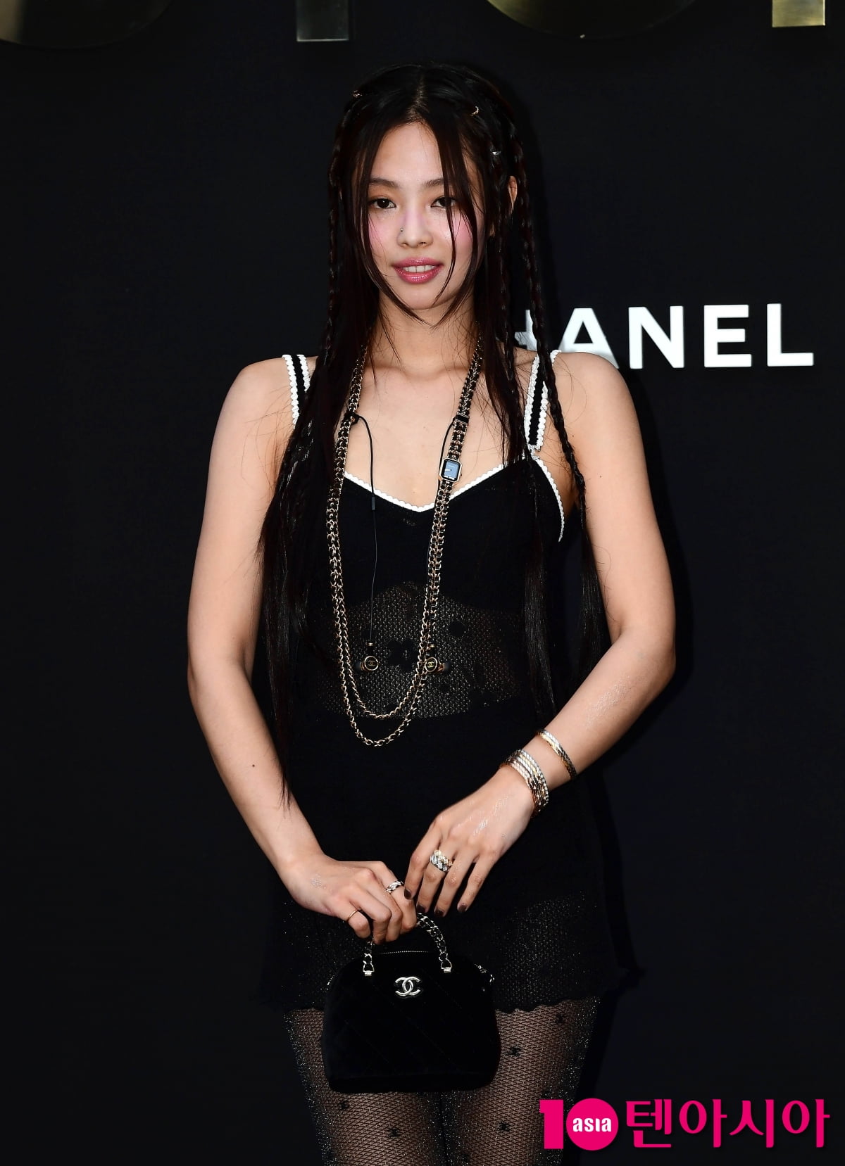 블랙핑크 제니, 인간명품 젠득이...감탄사가 절로 나오는 비주얼[TEN포토+]