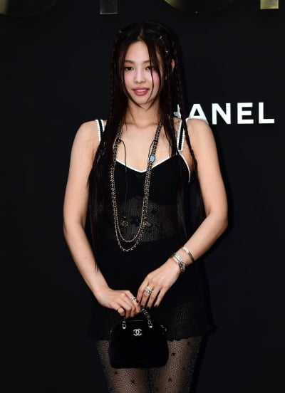 블랙핑크 제니, 어마어마한 악세사리[TEN포토]
