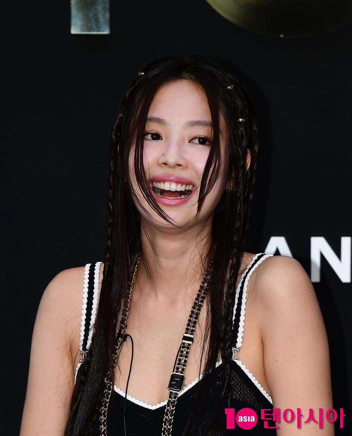블랙핑크 제니, 인간명품 젠득이...감탄사가 절로 나오는 비주얼[TEN포토+]