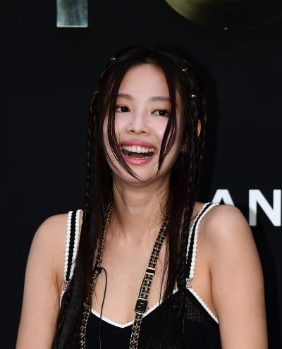 Blackpink Jennie, human masterpiece Jendeuk... Visuals that will make you exclaim