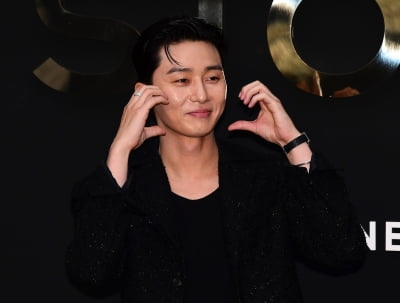 박서준, 기분 좋아서 양볼하트[TEN포토]