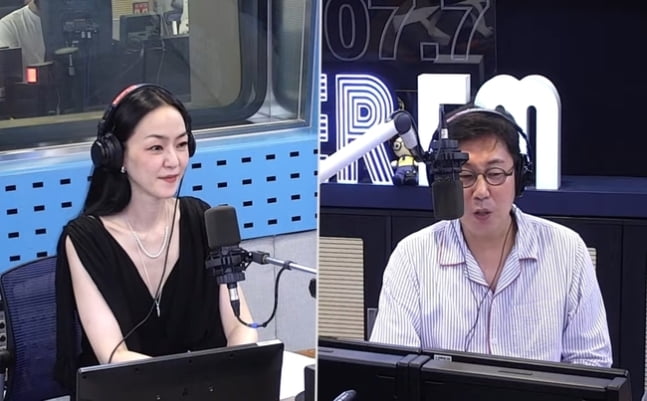 [종합] 김윤아, 저작권 부자 맞네 "♥김형규 수입 발언 파장, 부끄럽고 창피해" ('철파엠')