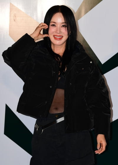 엄정화, 연애 깜짝 발표…"남자친구 생겼어요" [TEN이슈]