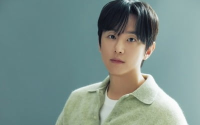 전미도 목 조르고 뺨 맞고…권율의 충격적인 새 얼굴, "우려 있었지만 만족해" [TEN인터뷰]