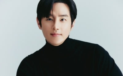 '커넥션' 권율 "전미도에게 뺨 맞고 휘청, 형체 못 알아보겠더라" [인터뷰①]