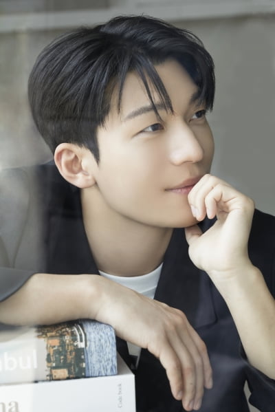 중2까지 꼴찌였는데…위하준 "공부방 다니고 반 1등, 전교 10위권"[인터뷰②]
