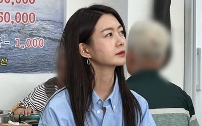 '애셋맘' 이요원, 이 미모가 40대라니…청춘물 여주인공 같은 가녀림