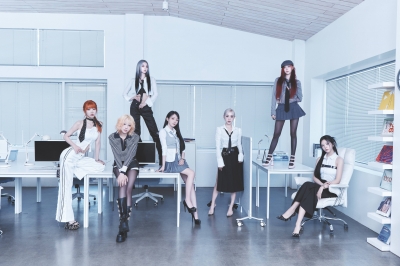 '컴백' 드림캐쳐 "올여름, 우리 노래로 몸보신하세요"