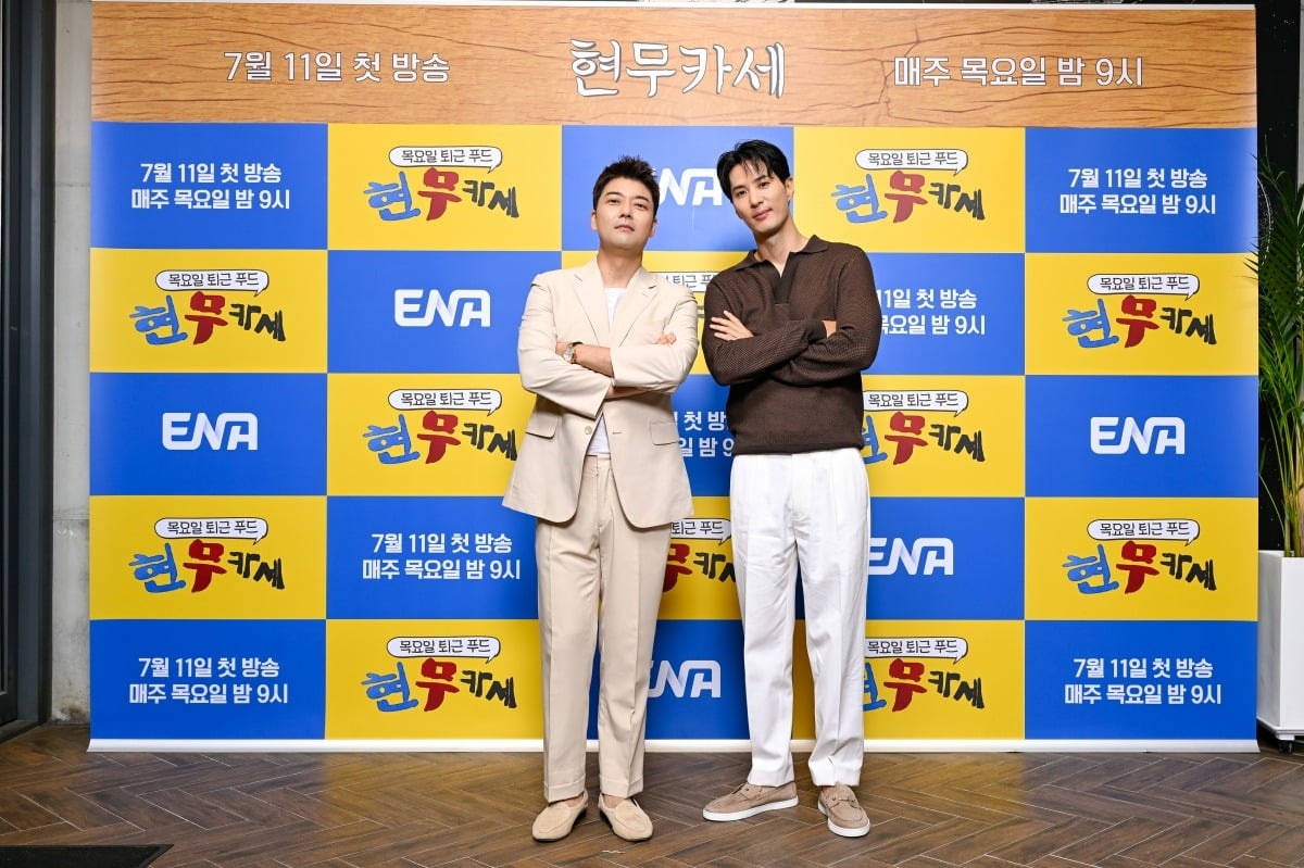 [종합] RM에게 짬밥이라니…전현무, '현무카세' 개업 "돈독 올랐냐고? 없진 않아"