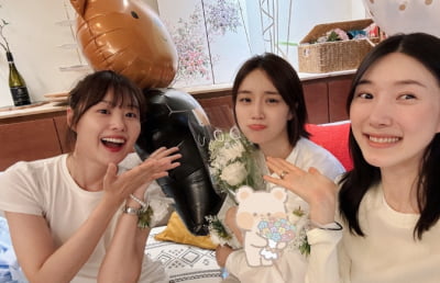 송지은, 본인 결혼만큼 축복하는 중…'8월의 신부' 정유민, 감동 폭발