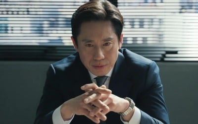 シン・ハギュン、ジングに冷ややかに解雇された。