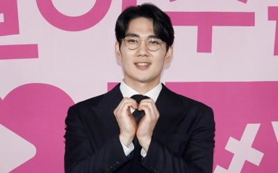 엄태구, 변우석 바통 받았다…'놀아주는 여자' 100여개국 1위[TEN이슈]