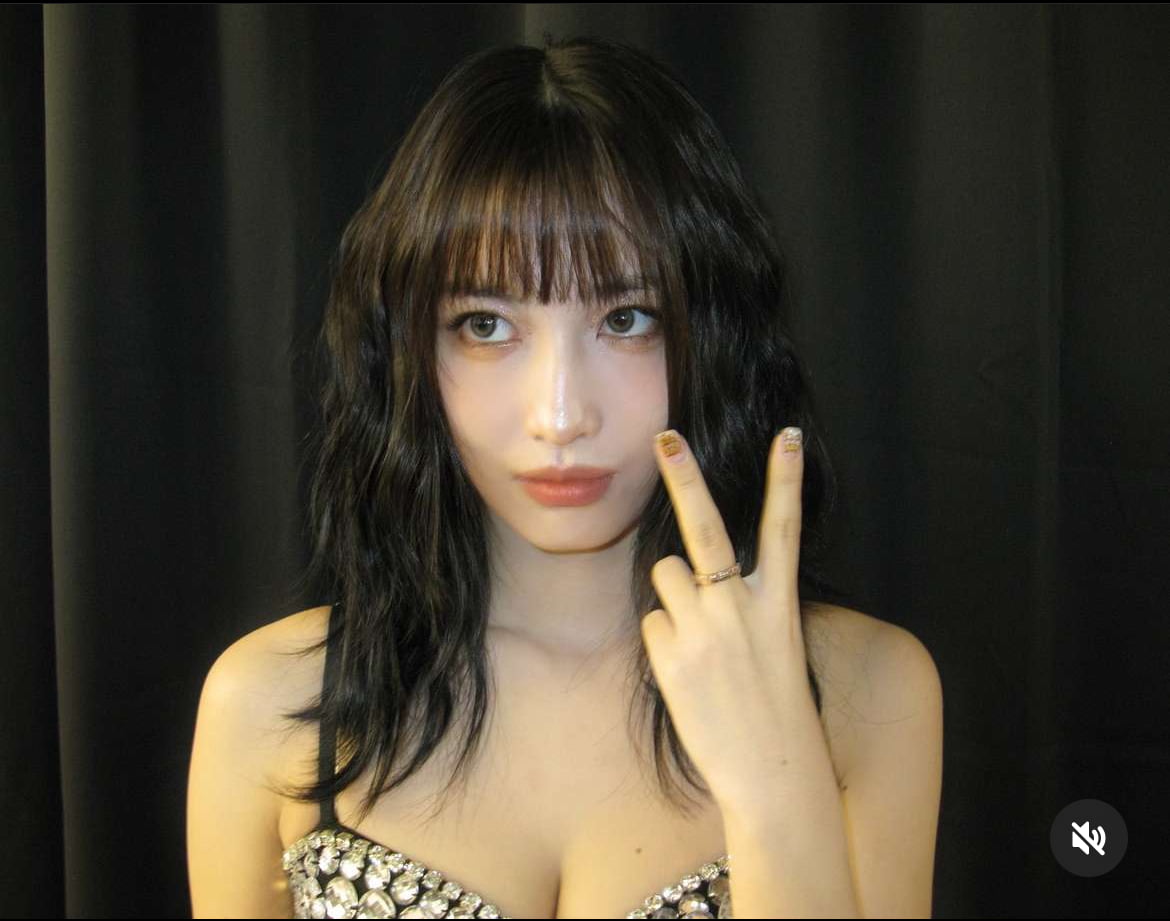 사진= 그룹 트와이스 모모 인스타그램