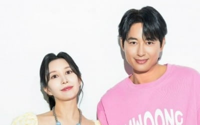 이지훈♥아야네 득녀 "3.2kg로 출산, 산모도 건강" [TEN이슈]