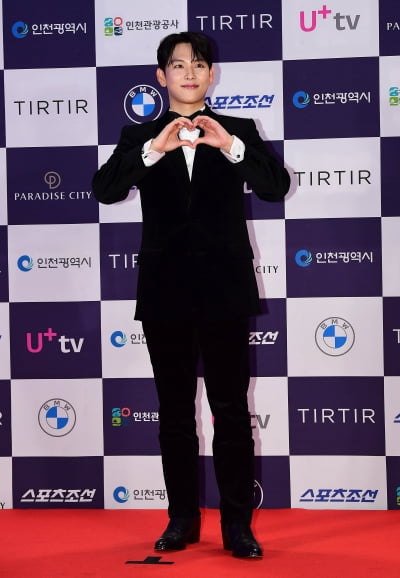 임시완, 조명 흡수하는 외모[TEN포토]
