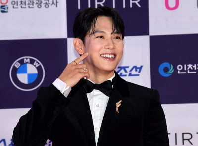 임시완, 여심 사로잡는 꽃미소[TEN포토]