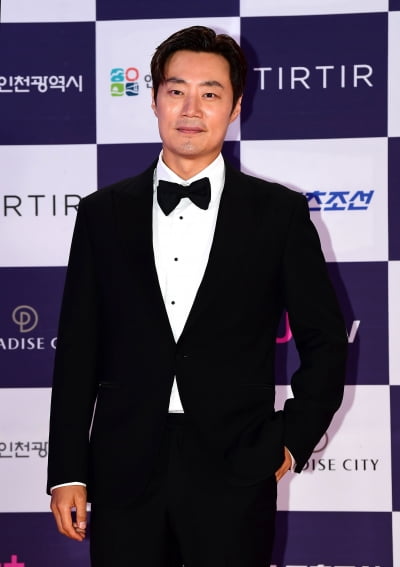 이희준, 나비 넥타이 맨 핸섬가이[TEN포토]
