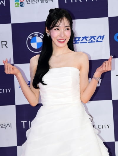 티파니영, 눈부신 꽃미소[TEN포토]