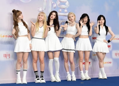 엔믹스, 포즈는 청량하게[TEN포토]