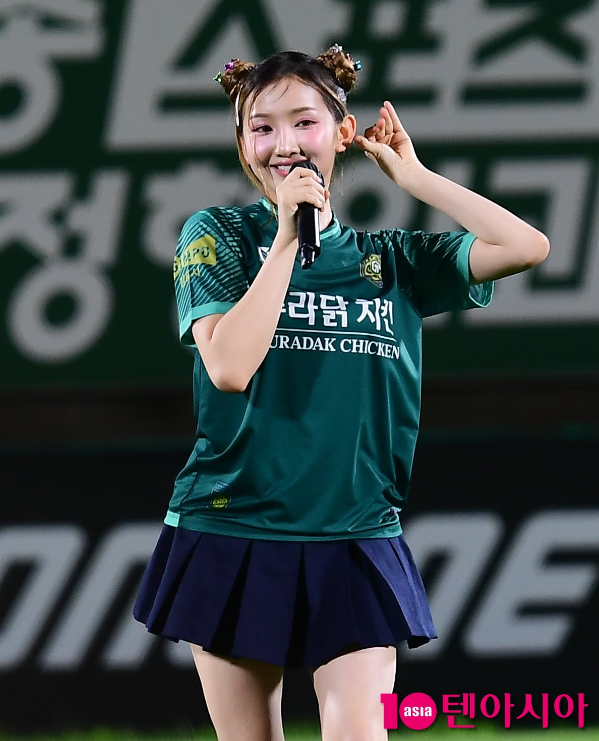 버스터즈 민지, 조명 보다 빛나는 미모[TEN포토]