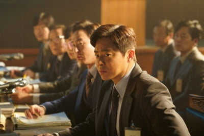 조정석 "이선균, 정 많고 촬영장서 집념 대단해…보고 싶어"('행복의 나라')