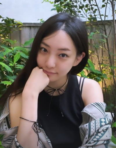 변우석 소속사 복 받았네…'황신혜 딸', DNA 최강 미모