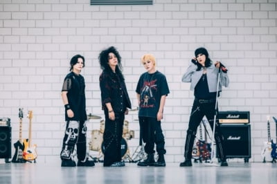 クラックショット、新報「Go Away」発売「強烈な音楽的エネルギー」