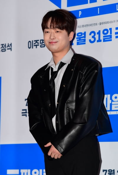 이찬원, 왕자님의 영화관 나들이[TEN포토]