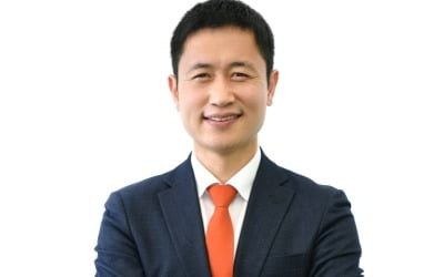 Ahn Jung-hwan had a feud with Hiddink