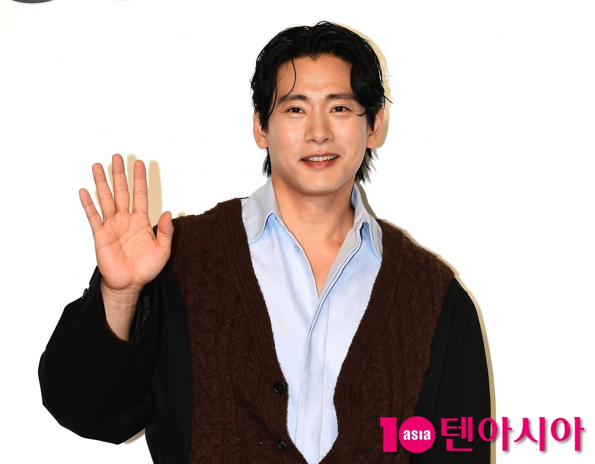 유태오, 화려한 미소[TEN포토]