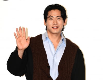 유태오, 화려한 미소[TEN포토]