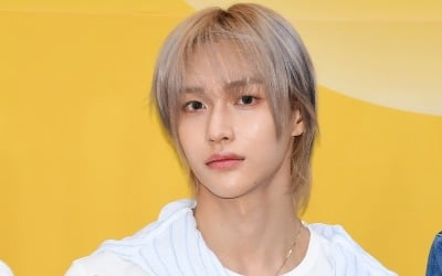 "라이즈 원빈, 휠체어 탄 팬과 은밀한 만남"…'ENA 케이팝업 차트쇼'가 사랑받는 이유 [TEN스타필드]