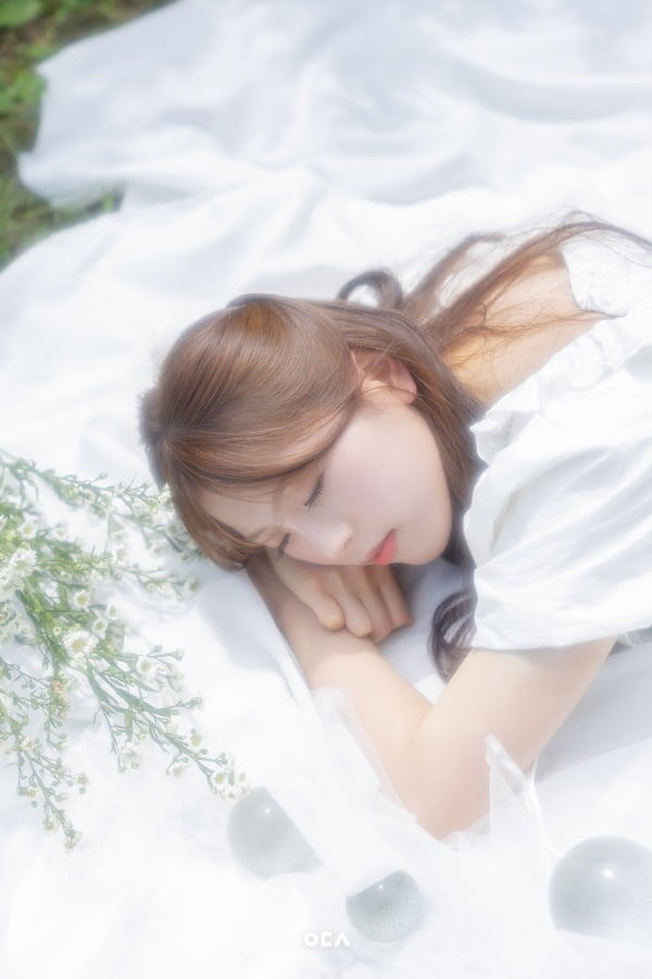 콘셉트 포토 소현/ 사진 제공=에이치오이엔티
