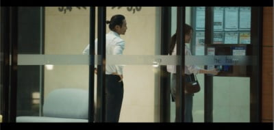 [종합]조아람, 진구와 스캔들X채용 비리 의혹→"파파라치 사진 유출"('감사합니다')