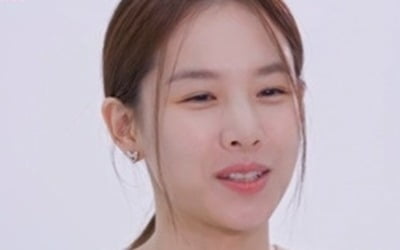 Jo Yoon-hee has a new family after divorce