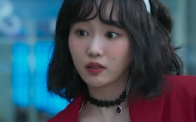 오유진, 채팅남에 역몰카 당했다…광기+공포 서린 눈빛('타로')