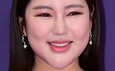 [공식] 송가인, 초상 무단 도용 당했다…"사칭 광고 피해, 무관용 법적 대응"
