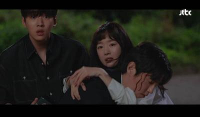 [종합] 엄태구, 칼 맞고 습격 당했다…"데리러갈게 은하야" ('놀아주는 여자')
