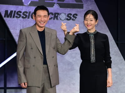 [종합] 황정민X염정아, 액션 코미디 '크로스'…"안 맞던 로또 당첨의 쾌감"