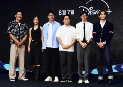 유재석-권유리-김동현-덱스-조효진PD-김동진PD, 더 존 시즌3 만든사람들[TEN포토]