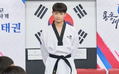 SHINee Minho、テコンドーも犯されました