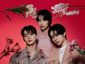 보이그룹 '더보이즈', 질스튜어트 뷰티와 함께 '립 블로썸 글로우' 콜라보 캠페인 진행