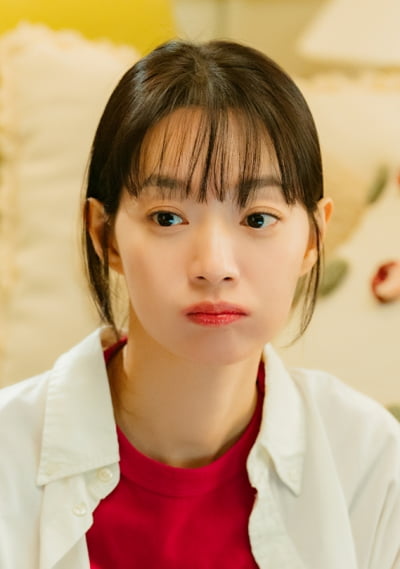 신민아, 마침내 결혼한다…신랑은 누구 ('손해 보기 싫어서')